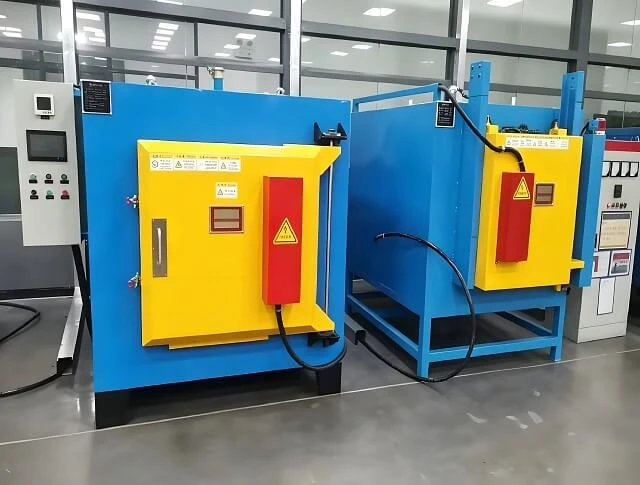 Horno de enfriamiento tipo caja de 1200&deg;C, horno de endurecimiento para piezas de autom&oacute;viles