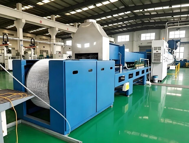 Equipo de sinterizaci&oacute;n de metal en polvo de acero inoxidable con horno de sinterizaci&oacute;n de correa d