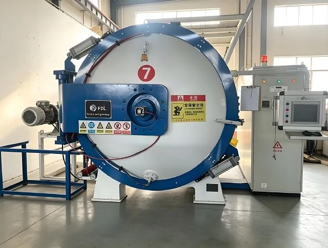 Horno de templado al vac&iacute;o de una sola c&aacute;mara para herramienta de acero