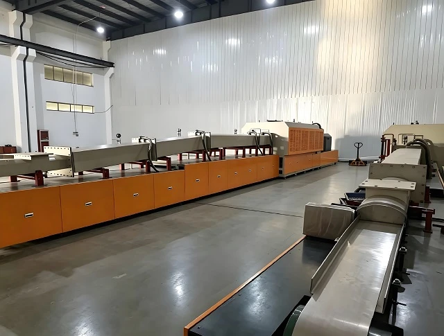 Horno de soldadura fuerte de atm&oacute;sfera continua con correa de malla industrial de f&aacute;brica de China