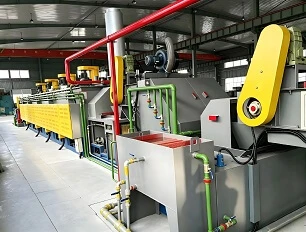L&iacute;nea de templado y enfriamiento continuo de calentamiento r&aacute;pido del horno de correa de malla de ro
