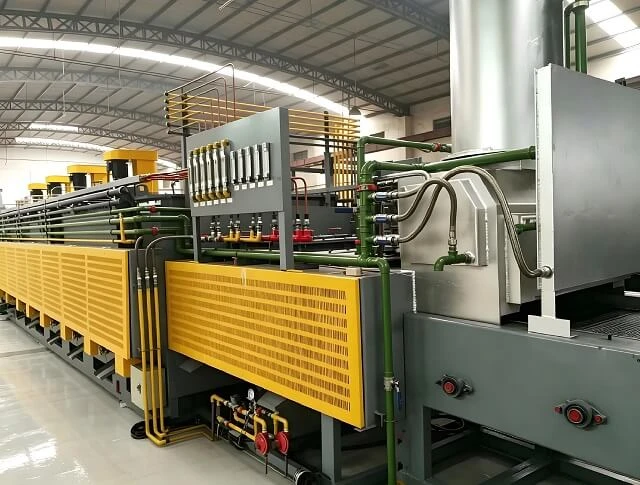 Horno de cementaci&oacute;n del horno de la correa de la malla del rodillo de la atm&oacute;sfera controlada para