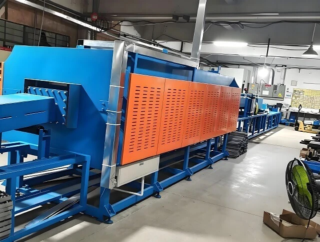 Horno de recocido: Horno de recocido continuo y al vac&iacute;o para aliviar tensiones en metales