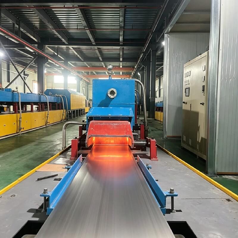 Horno de recocido con correa de acero en atmósfera protectora para tratamiento continuo de solución de hardware inoxidable