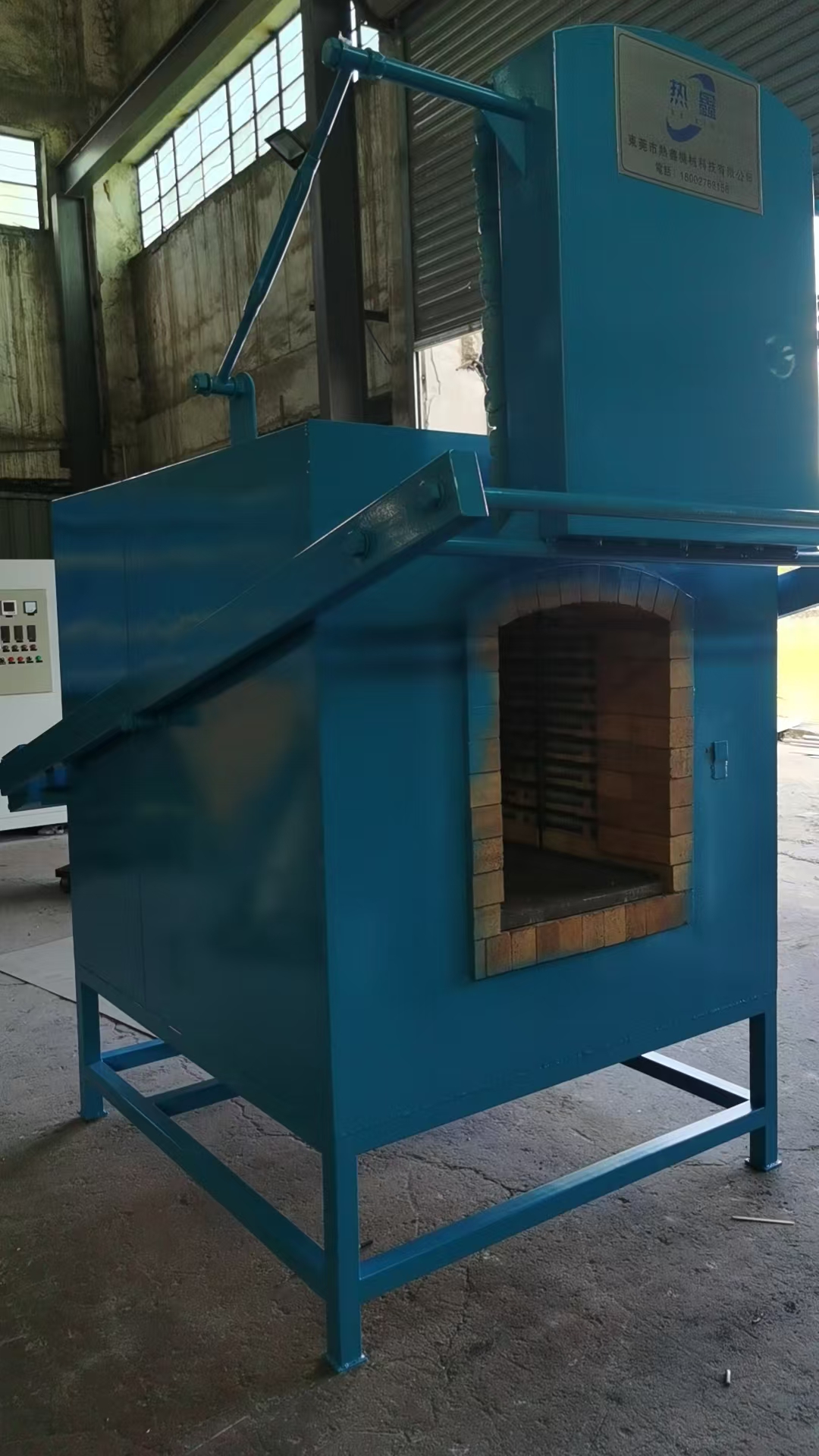 Horno de tratamiento térmico industrial: guía completa de tipos, procesos, aplicaciones y selección